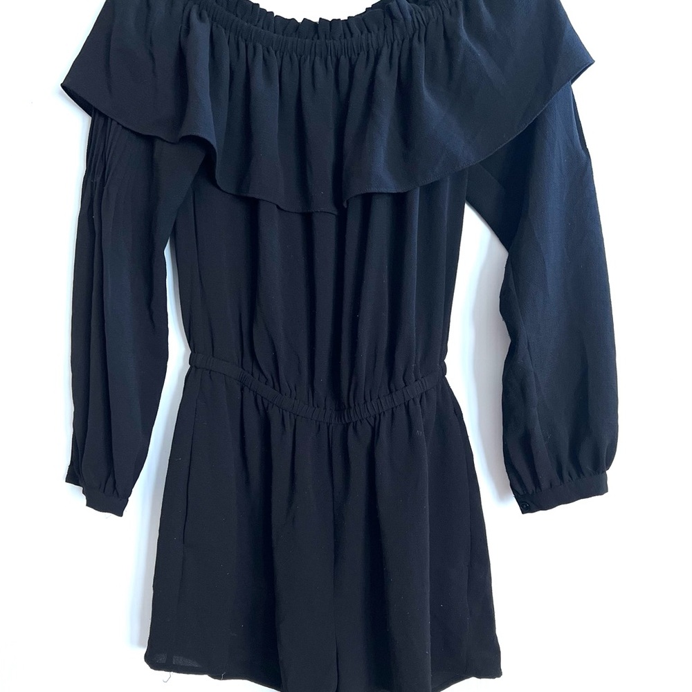 MICHAEL Michael Kors Black Romper Size XS Ruffles Off Shoulder EUC - Picture 2 of 8